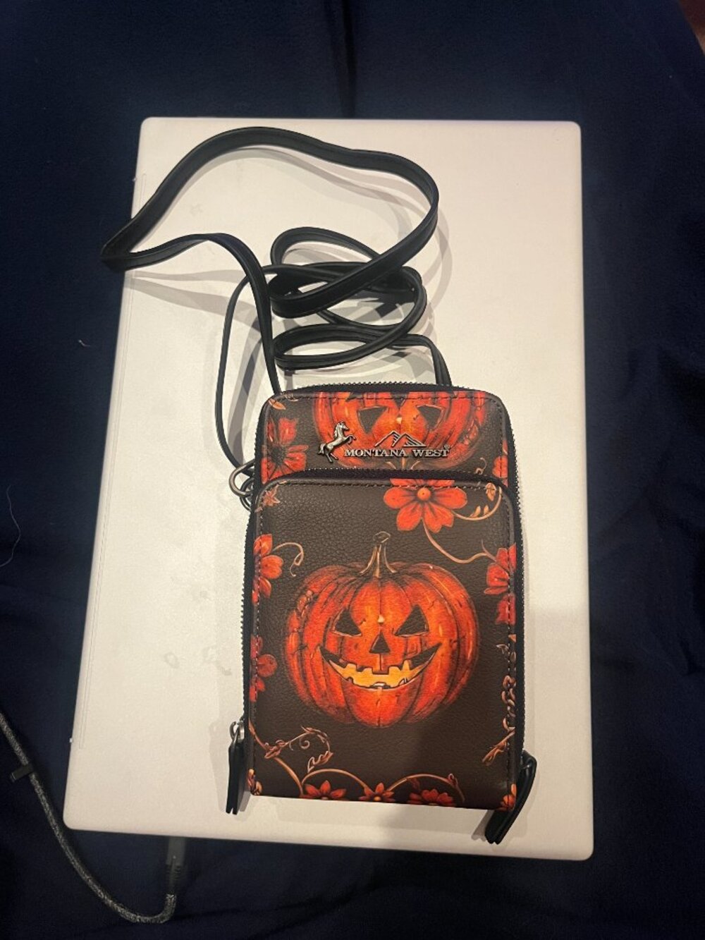 NWOT Montana West Halloween Pumpkin Phone Crossbody Purse